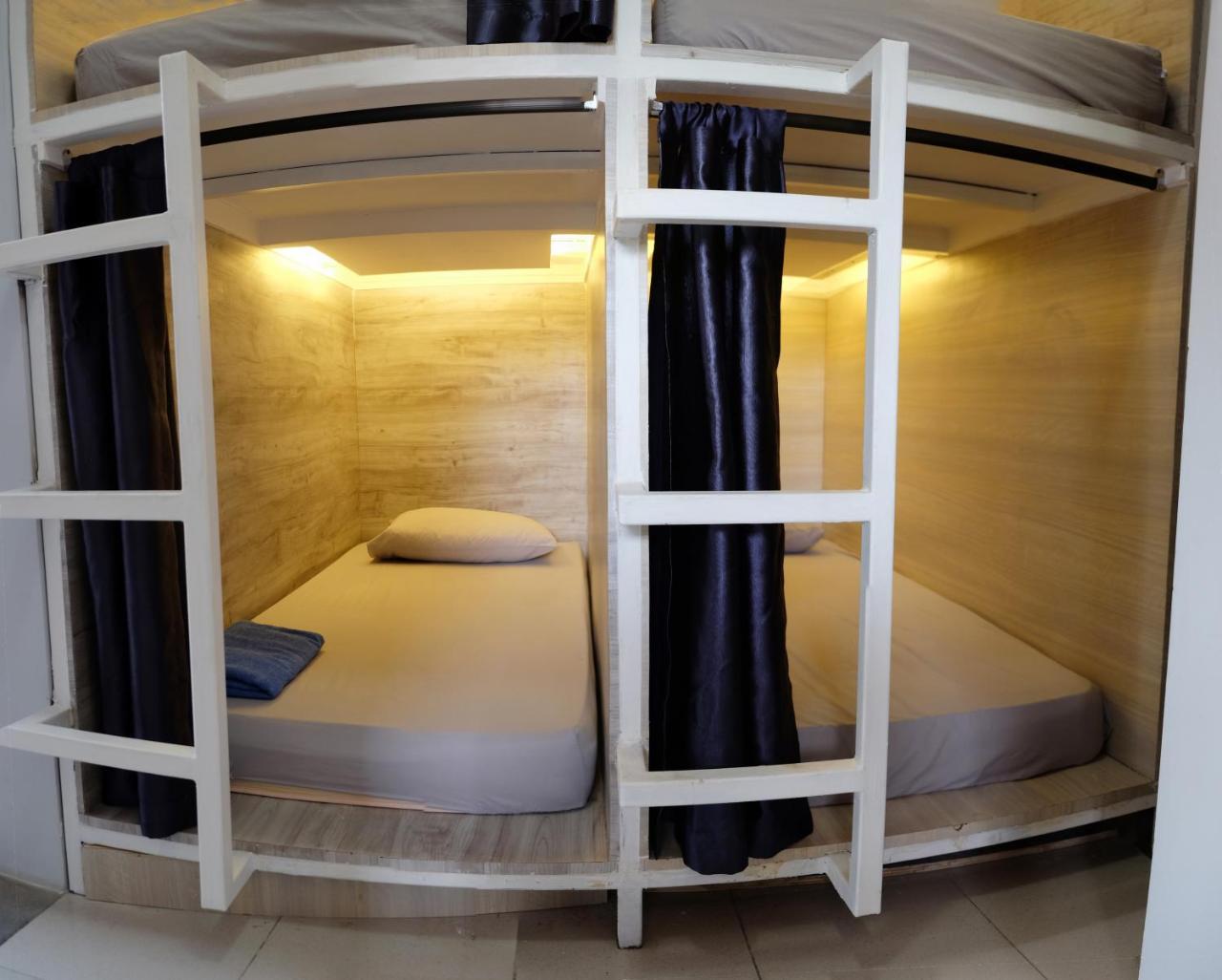בנדונג The Attic Bed & Breakfast מראה חיצוני תמונה