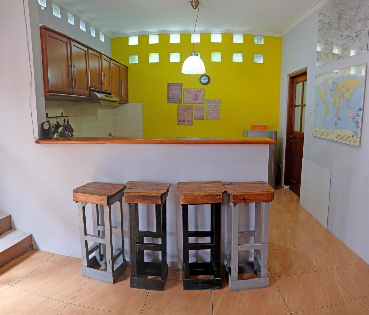 בנדונג The Attic Bed & Breakfast מראה חיצוני תמונה