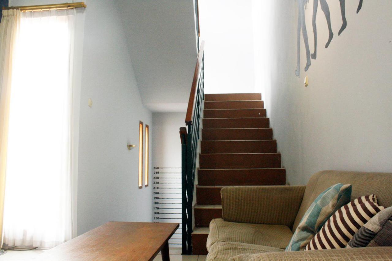 בנדונג The Attic Bed & Breakfast מראה חיצוני תמונה