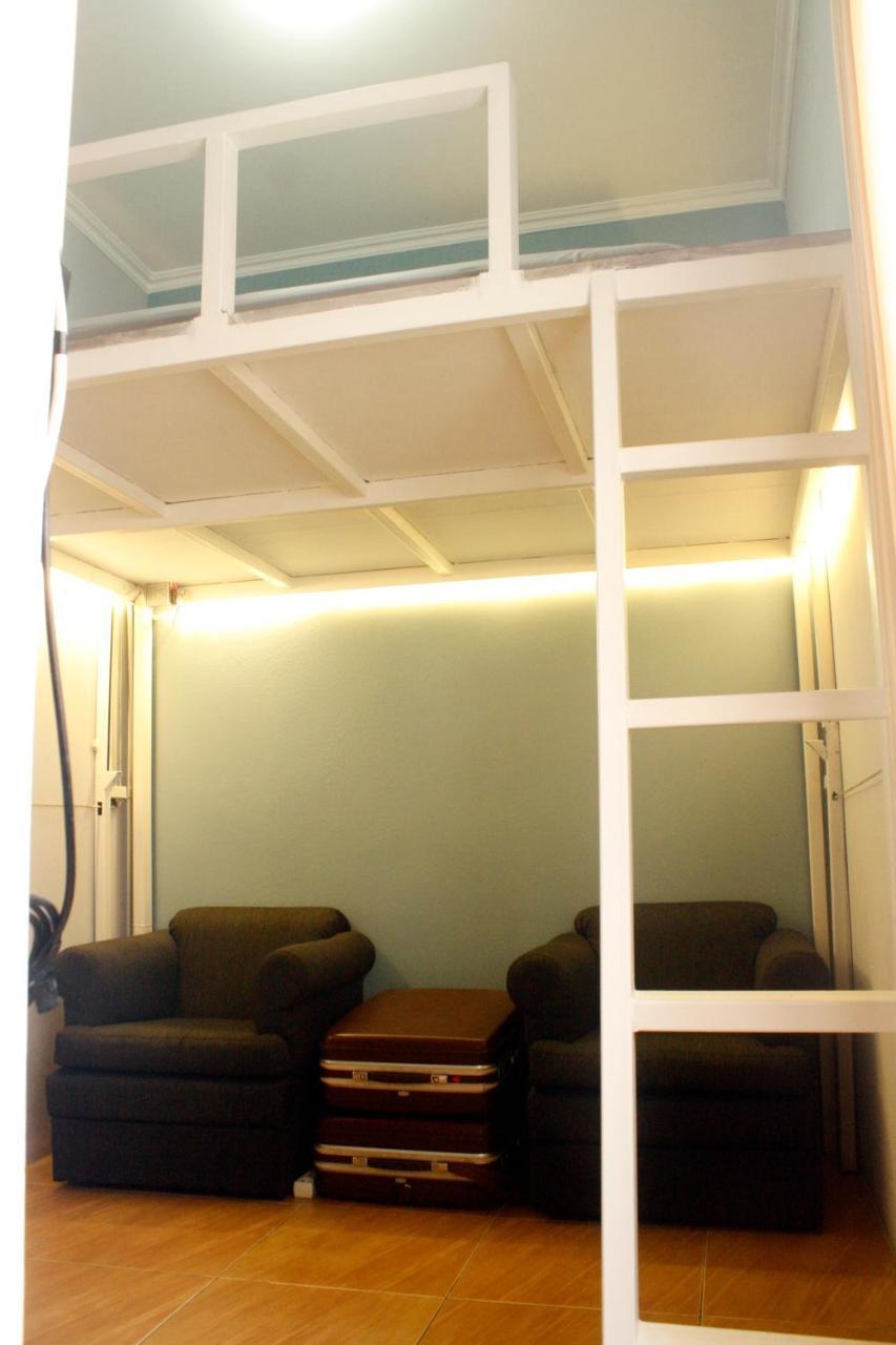 בנדונג The Attic Bed & Breakfast מראה חיצוני תמונה